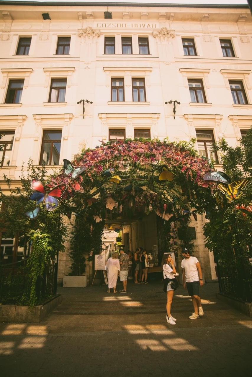 Apartament & Spacious Near Gozsdu Court, Quiet With Ac Budapesta